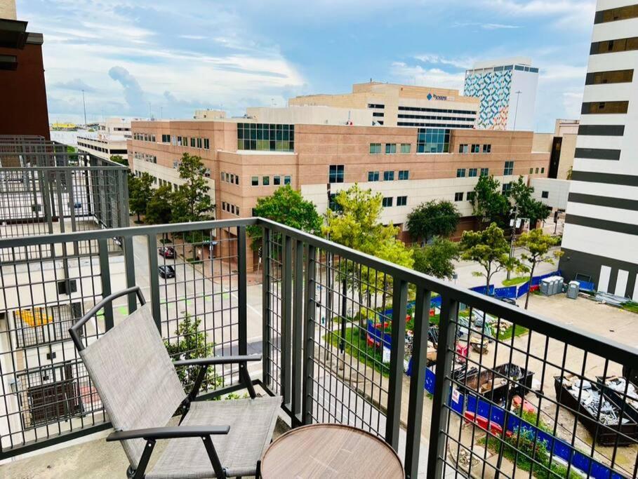 Apto 1 Bed - Kitchen - Free Parking Apartment Houston Exterior foto